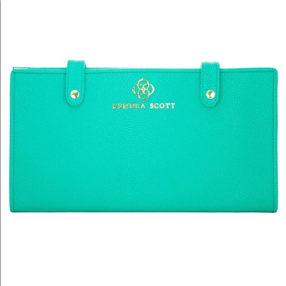 Kendra Scott Turquoise Travel Jewelry Case!